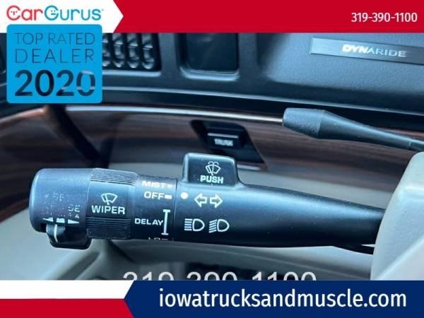 1998 Buick LeSabre 4dr Sdn Custom with Front/rear lap/shoulder for sale in Cedar Rapids, IA – photo 16