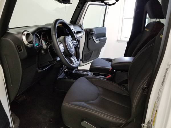 2014 Jeep Wrangler Unlimited Sahara 4WD for sale in Hudsonville, MI – photo 17