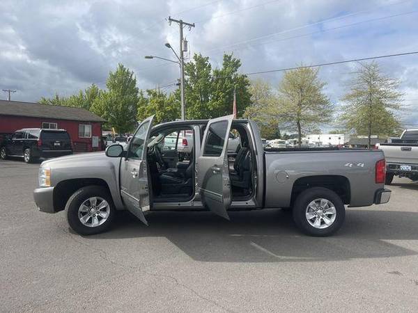2013 Chevrolet Chevy Silverado 1500 Crew Cab LTZ Pickup 4D 5 3/4 ft for sale in Eugene, OR – photo 10
