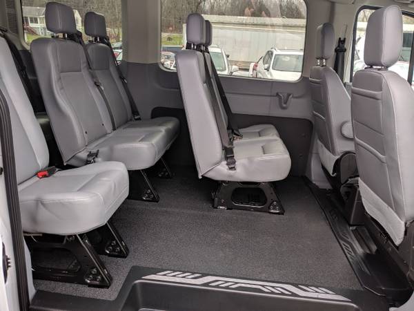 2018 Ford Transit Passenger Wagon T-150 130 Med Roof XL Sliding RH for sale in Darlington, PA – photo 13