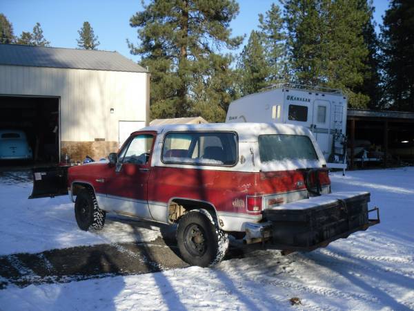 GMC Jimmy 1983 4X4 and plow - cars & trucks - by owner - vehicle... for sale in Chattaroy, WA – photo 3