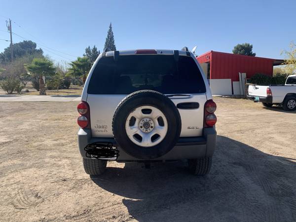 2005 Jeep Liberty - cars & trucks - by owner - vehicle automotive sale for sale in MESILLA PARK, NM – photo 2