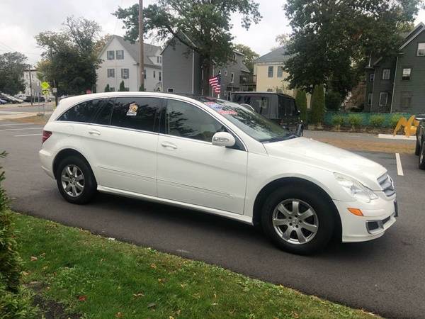 2007 Mercedes-Benz R-Class R 350 AWD 4MATIC 4dr Wagon * We Finance... for sale in Malden, MA – photo 4