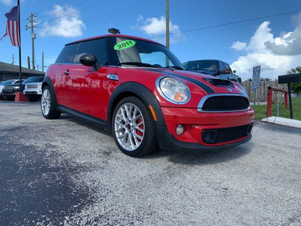 2011 MINI COOPER S MANUAL - EZ TO FINANCE CALL - cars & trucks - by... for sale in Hallandale, FL – photo 4