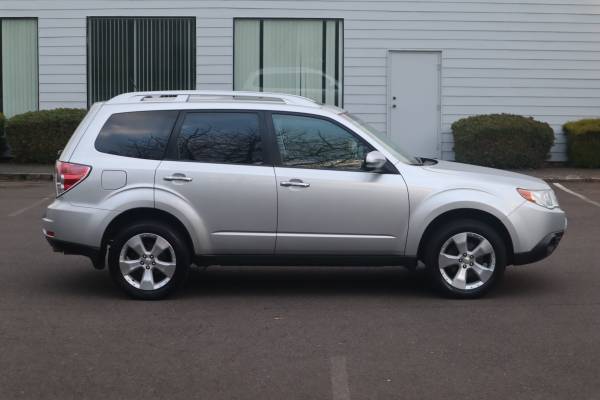 2011 Subaru Forester Touring - LEATHER / NAVIGATION / ONLY 81K... for sale in Beaverton, WA – photo 5