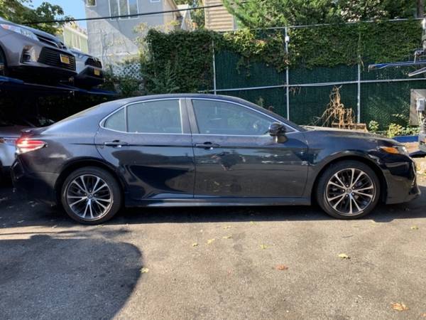 2018 Toyota Camry SE - cars & trucks - by dealer - vehicle... for sale in Brooklyn, NY – photo 9