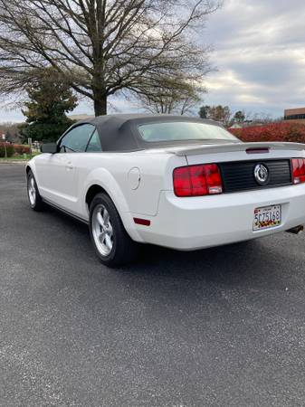 2007 Mustang Convertible - cars & trucks - by owner - vehicle... for sale in Annapolis, MD – photo 3