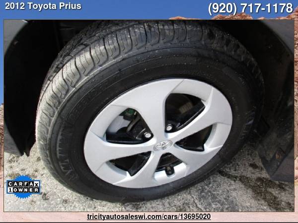2012 Toyota Prius Three 4dr Hatchback Family owned since 1971 - cars... for sale in MENASHA, WI – photo 9