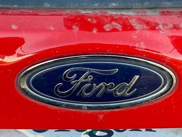2016 Ford Focus 5dr HB SE Sedan - cars & trucks - by dealer -... for sale in Klamath Falls, OR – photo 9