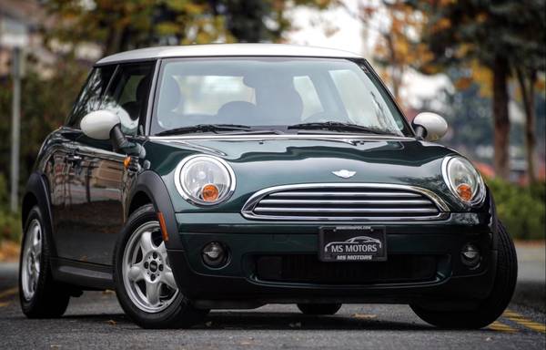 2008 MINI COOPER CLEAN TITLE PANO ROOF LEATHER LOW 97K MILES - cars... for sale in Portland, OR – photo 2