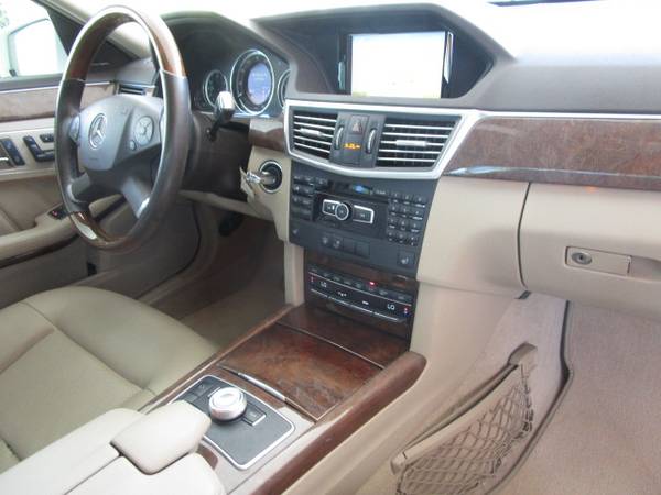 2012 MERCEDES E350 Blue Efficency LOW MI FL OWNED EVERY OPTION for sale in Sarasota, FL – photo 12