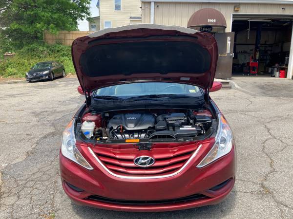 2013 HYUNDAI SONATA, LOW MILES ONLY 98-K, DRIVES WELL - cars & for sale in Lynchburg, VA – photo 23