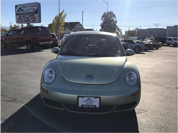 2009 Volkswagen New Beetle - - by dealer - vehicle for sale in Medford, OR – photo 8