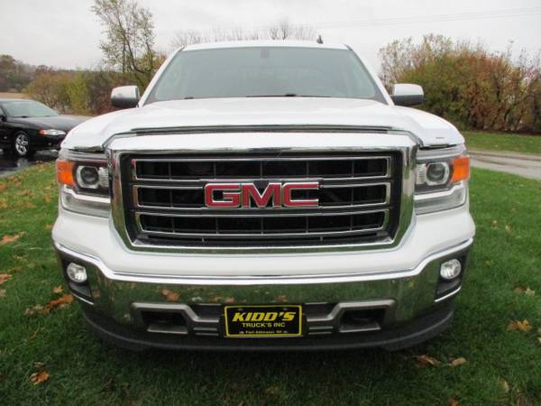 2014 GMC 1500 crewcab 4x4 SLT Z71 - - by dealer for sale in Fort Atkinson, WI – photo 3