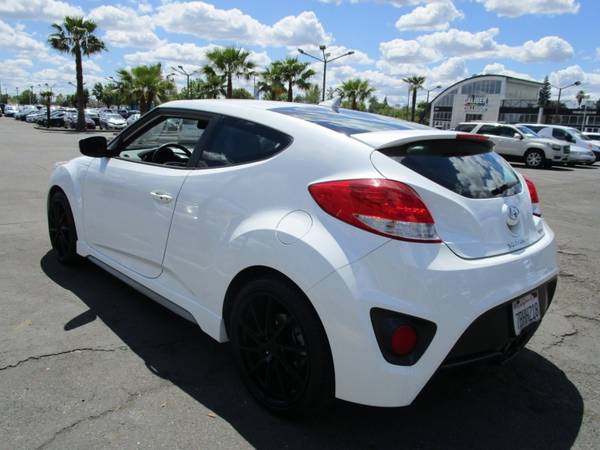 2013 Hyundai VELOSTER TURBO - 6 SPEED MANUAL TRANSMISSION - LEATHER for sale in Sacramento , CA – photo 4