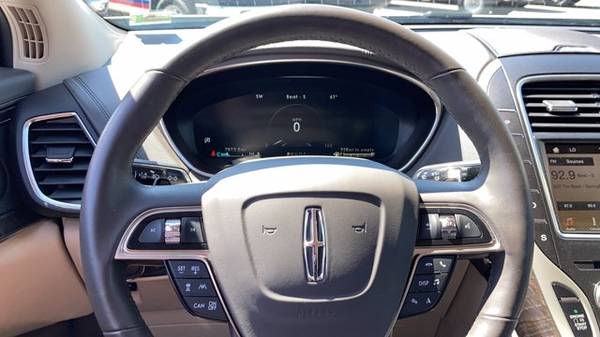 2019 Lincoln Nautilus Reserve suv White - - by dealer for sale in Republic, MO – photo 24