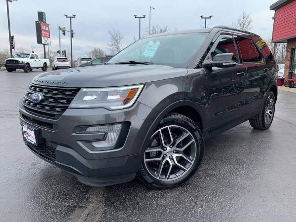 2017 Ford Explorer Sport 4WD - Loaded - Like new! for sale in Oak Forest, IL – photo 3