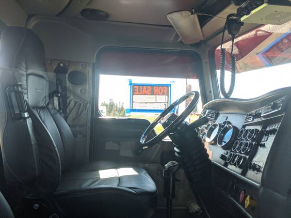 2005 Kenworth T800 Day Cab for sale in Hastings, MN – photo 8