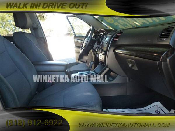 2013 KIA SORENTO I SEE YOU LOOKING AT ME! TAKE ME HOME TODAY! for sale in Winnetka, CA – photo 8
