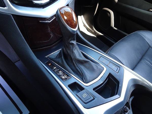 Cadillac SRX Luxury SUV Leather 4D Sport for sale in Roanoke, VA – photo 23