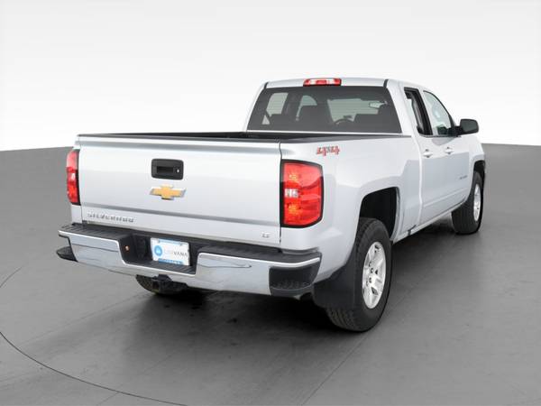 2018 Chevy Chevrolet Silverado 1500 Double Cab LT Pickup 4D 6 1/2 ft... for sale in Valhalla, NY – photo 10
