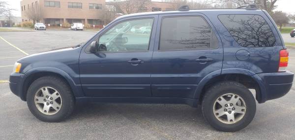NICE 2004 FORD ESCAPE LTD AWD LOADED LEATHER ROOF 154000 MI. NO... for sale in Rochester , NY – photo 8