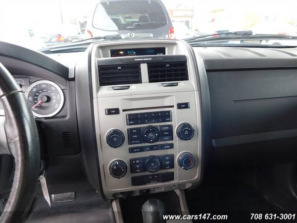 2011 Ford Escape XLT - cars & trucks - by dealer - vehicle... for sale in Midlothian, IL – photo 17