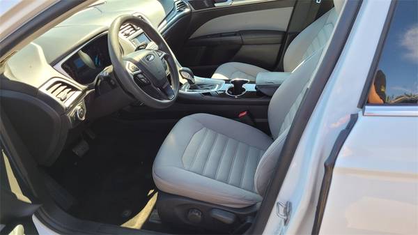 2014 Ford Fusion S sedan White - cars & trucks - by dealer - vehicle... for sale in Flagstaff, AZ – photo 5