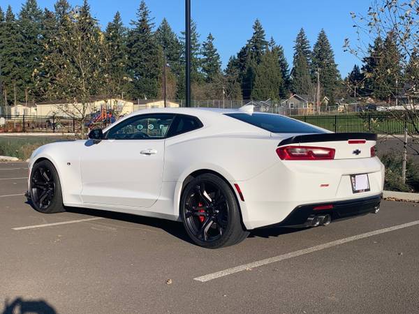 2018 Camaro SS 1LE - cars & trucks - by owner - vehicle automotive... for sale in Ridgefield, OR – photo 3