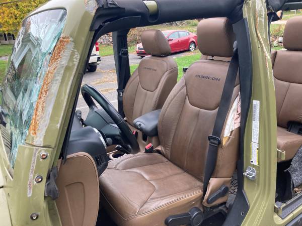 2013 Jeep Wrangler Unlimited Rubicon 4dr Commando Green / Saddle 6... for sale in Waterbury, NY – photo 20