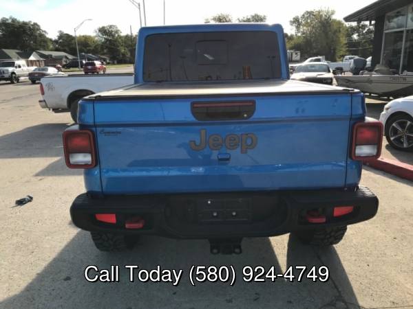 2020 Jeep Gladiator Rubicon 4x4 - cars & trucks - by dealer -... for sale in Durant, OK – photo 5