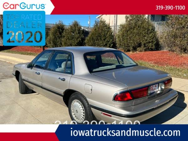 1998 Buick LeSabre 4dr Sdn Custom with Front/rear lap/shoulder for sale in Cedar Rapids, IA – photo 4