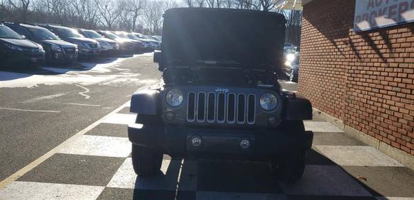 2016 Jeep Wrangler Unlimited 4WD 4dr Sahara (TOP RATED DEALER AWARD... for sale in Waterbury, CT – photo 8