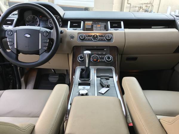 NICE !! 2010 RANGE ROVER HSE / LOW MILES 72K / LOADED / VERY CLEAN !! for sale in Omaha, IA – photo 12