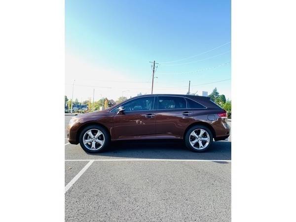 2014 Toyota Venza XLE V6 AWD - cars & trucks - by dealer - vehicle... for sale in Vancouver, OR – photo 2