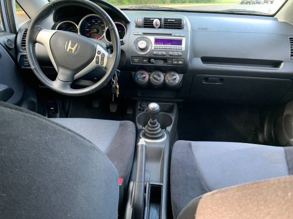 2008 Honda Fit Sport, 5-Speed manual for sale in MANASSAS, District Of Columbia – photo 8