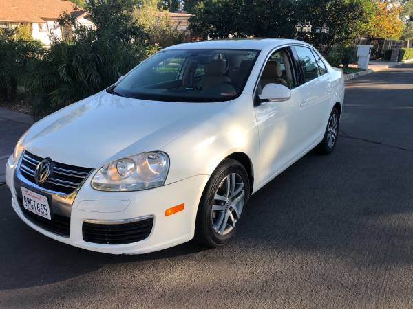 2005 Volkswagen Jetta 2.5 ( Only 23 K Miles) - cars & trucks - by... for sale in Northridge, CA – photo 2