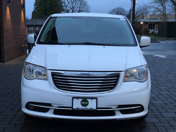 2016 Chrysler Town & Country LWB Touring w/STO-N-GO/ONLY 109k MILE for sale in Gresham, OR – photo 6