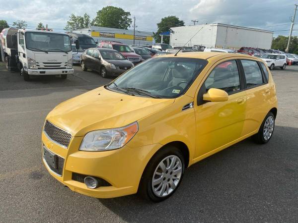 2011 Chevrolet Chevy Aveo Aveo5 LT 4dr Hatchback w/1LT - cars & for sale in Fredericksburg, District Of Columbia – photo 3