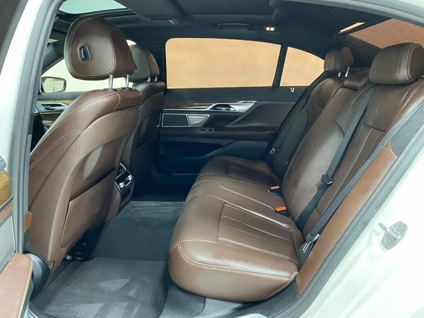 2016 BMW 7 Series 740i - - by dealer - vehicle for sale in Rancho Cordova, CA – photo 21