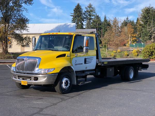2003 INTERNATIONAL 4300 Extended Cab Rollback Flatbed Tow Truck -... for sale in Damascus, OR – photo 8