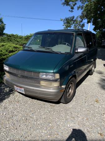 2001 Chevy Astro cargo/passenger van for sale in West Milton, OH – photo 9