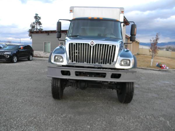 2005 International 7300 4x4 Box Truck - - by dealer for sale in Stevensville, MT – photo 2