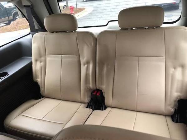 Isuzu ascender 2005 89k Miles, Green, leather, 3rd row seats, like new for sale in CHANTILLY, District Of Columbia – photo 7
