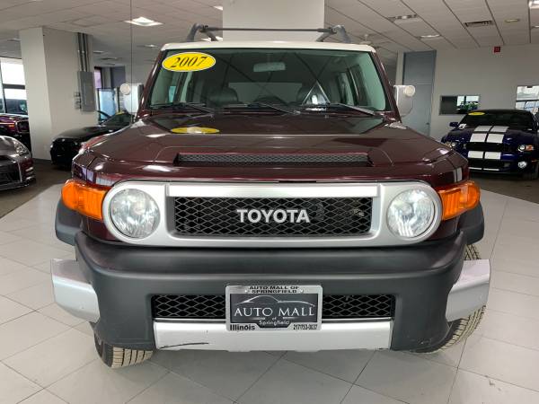 2007 TOYOTA FJ CRUISER - cars & trucks - by dealer - vehicle... for sale in Springfield, IL – photo 2