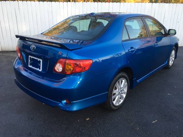 2009 Toyota Corolla S 5-Speed Sunroof Excellent Condition Long Lasting for sale in Watertown, NY – photo 5