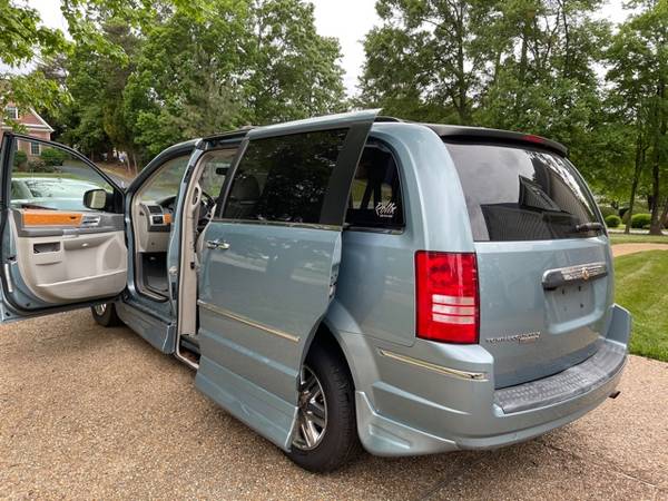 Chrysler Town & Country Wheelchair Van for sale in Chester, VA – photo 12