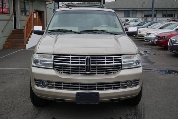 ☾ 2008 Lincoln Navigator ▶ Luxurious SUV ▶ Sale Price ▶ ▶ - cars &... for sale in Eugene, OR – photo 3