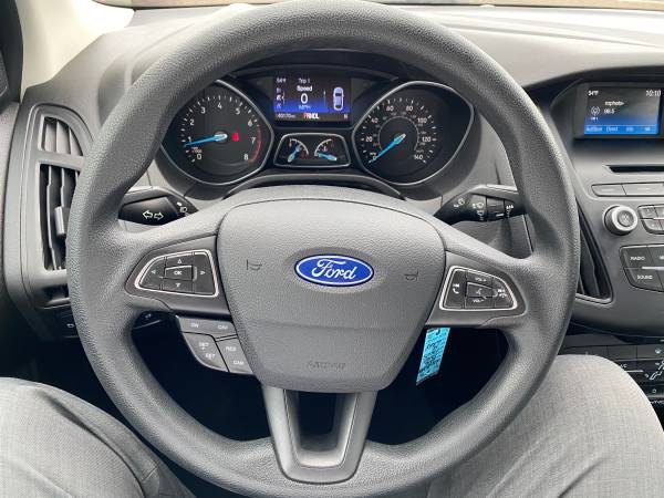 2016 Ford Focus SE Sedan 40k miles - cars & trucks - by dealer -... for sale in Minneapolis, MN – photo 13