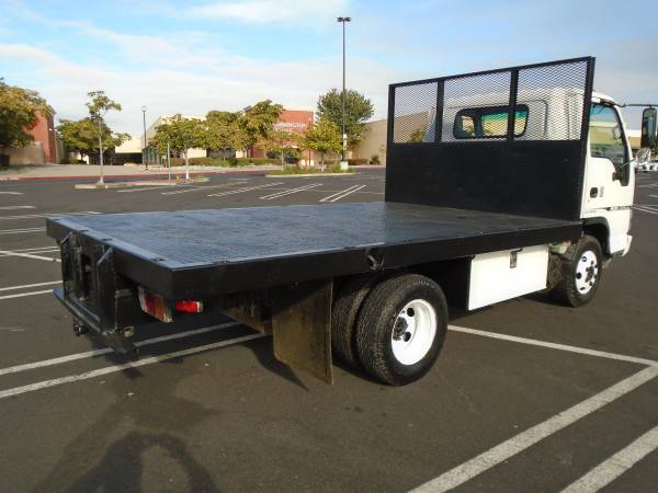 2007 ISUZU NPR HD WITH 12' FLAT BED for sale in San Leandro, CA – photo 3